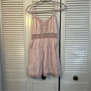 Abercrombie & Fitch Lace Adjustable Strap Light Pink Lace Trim Dress. Sz Small